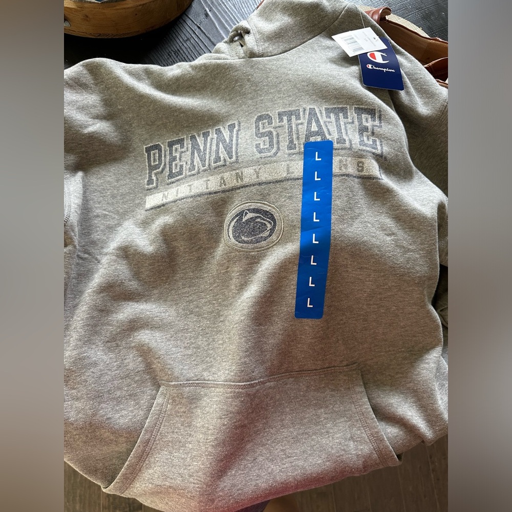 Men’s Champion PENN STATE Champion Sweat Shirt size Large